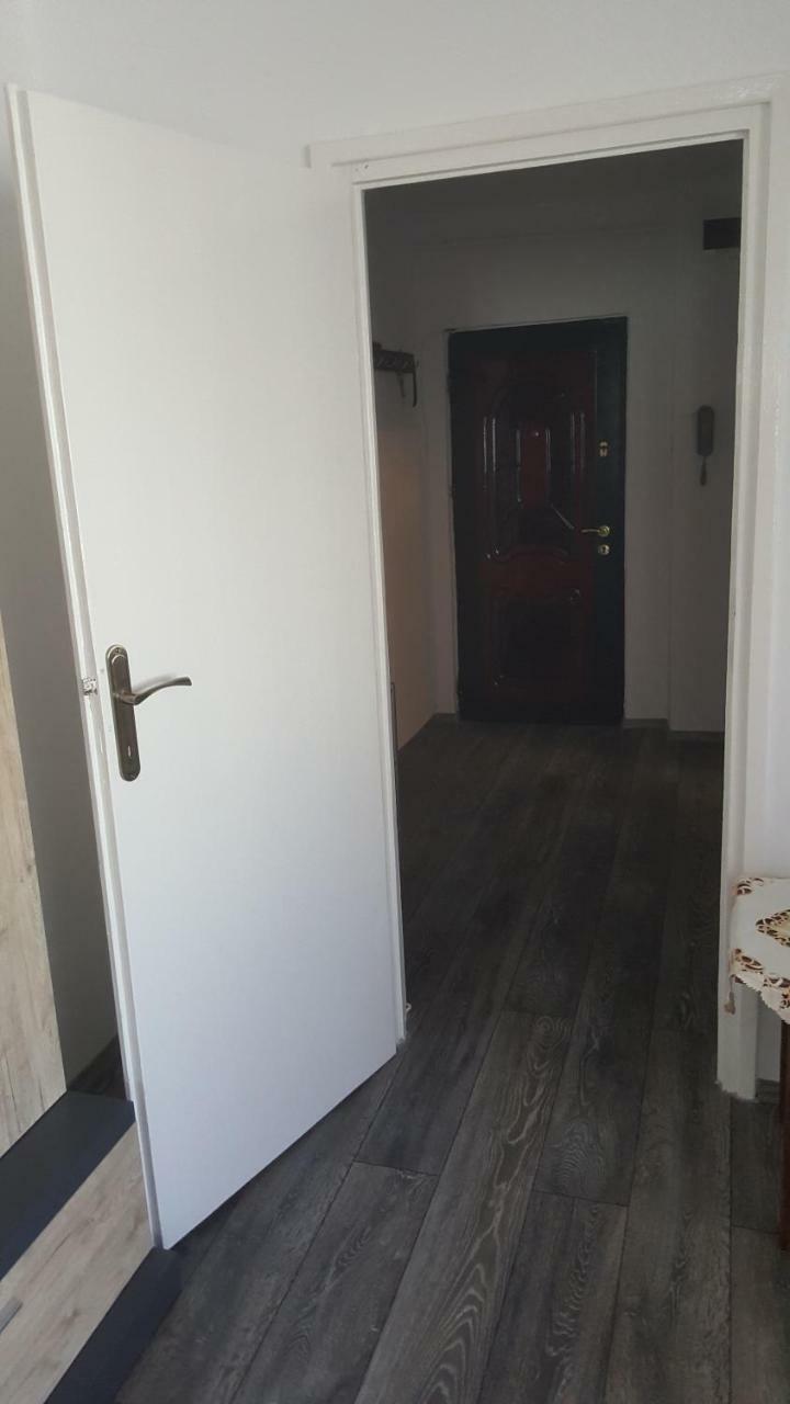 Apartament Victory Apartment Orsova Exterior photo
